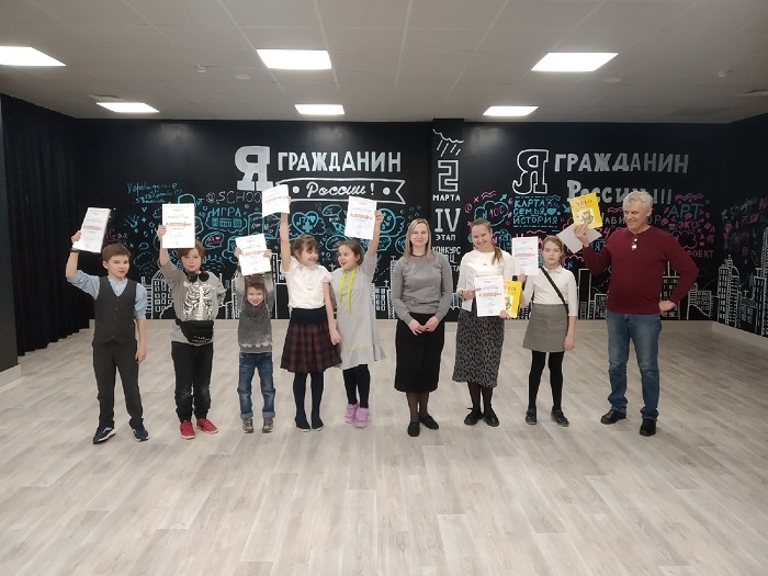 В Филиале наградили участников конкурса &quot;Я рисую из окна&quot;